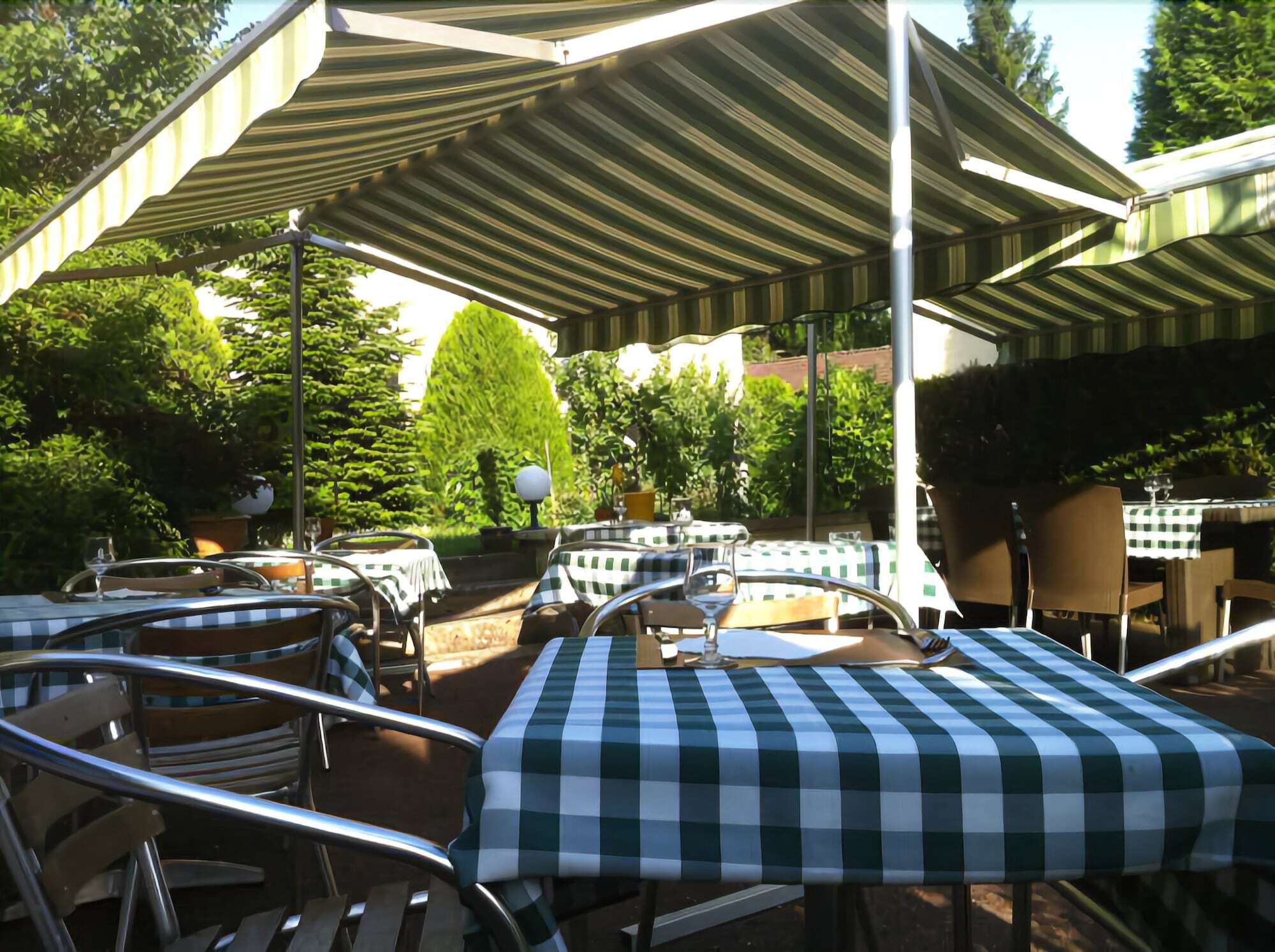 Les Tilleuls Montbeliard Sud Audincourt Екстериор снимка